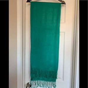 Pretty green pashmina-like wrap